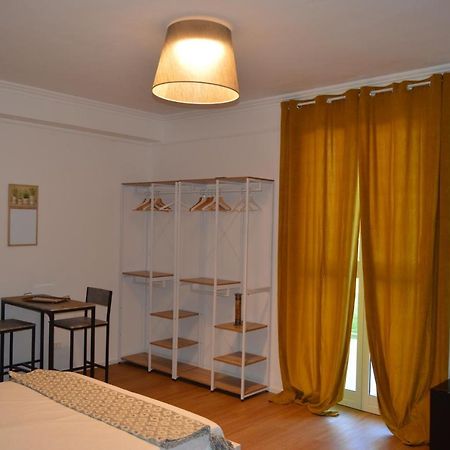 Casa Blanca B&B Latina Bagian luar foto